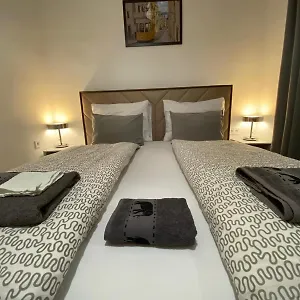  Apartment Akacfa Boutique